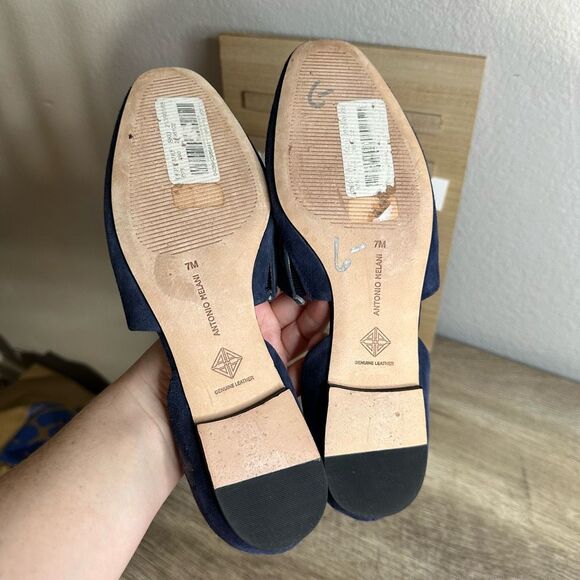 Antonio Melani Women’s 7 Blue Suede Pointed Toe Flat Sandals - Picture 6 of 6